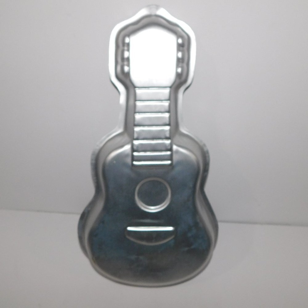 Wilton Acoustic Guitar cake Pan Ukulele Birthday Party Vintage 2000